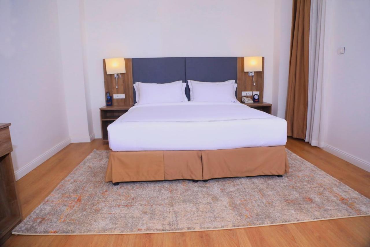 Elmos Hotel Аддис-Абеба Экстерьер фото